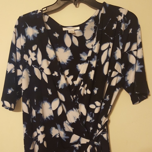 Maternity wrap dress - Picture 2 of 4